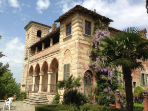 Гостиница Castello Di Frassinello  Виньале Монферрато